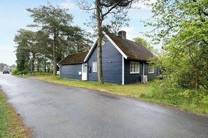 Exterior - Charming cottage near the beach (Nexø)