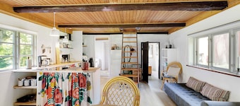 Cozy and original holiday home on.