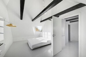 3 habitaciones, tabla de planchar con plancha y wifi gratis