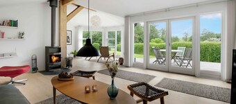 Scenic summer house near quiet lapping waves