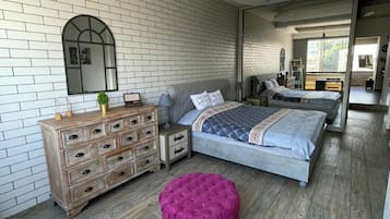 2 dormitorios, tabla de planchar con plancha, wifi y ropa de cama