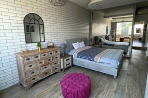 2 bedrooms, iron/ironing board, WiFi, bed sheets - Dbayeh Sunshine Apartments (Dbayeh)