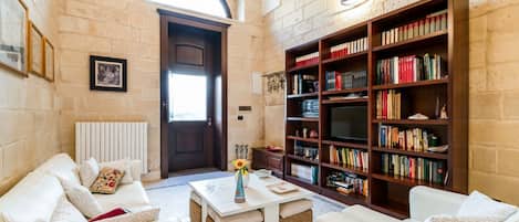 Télévision à écran plat