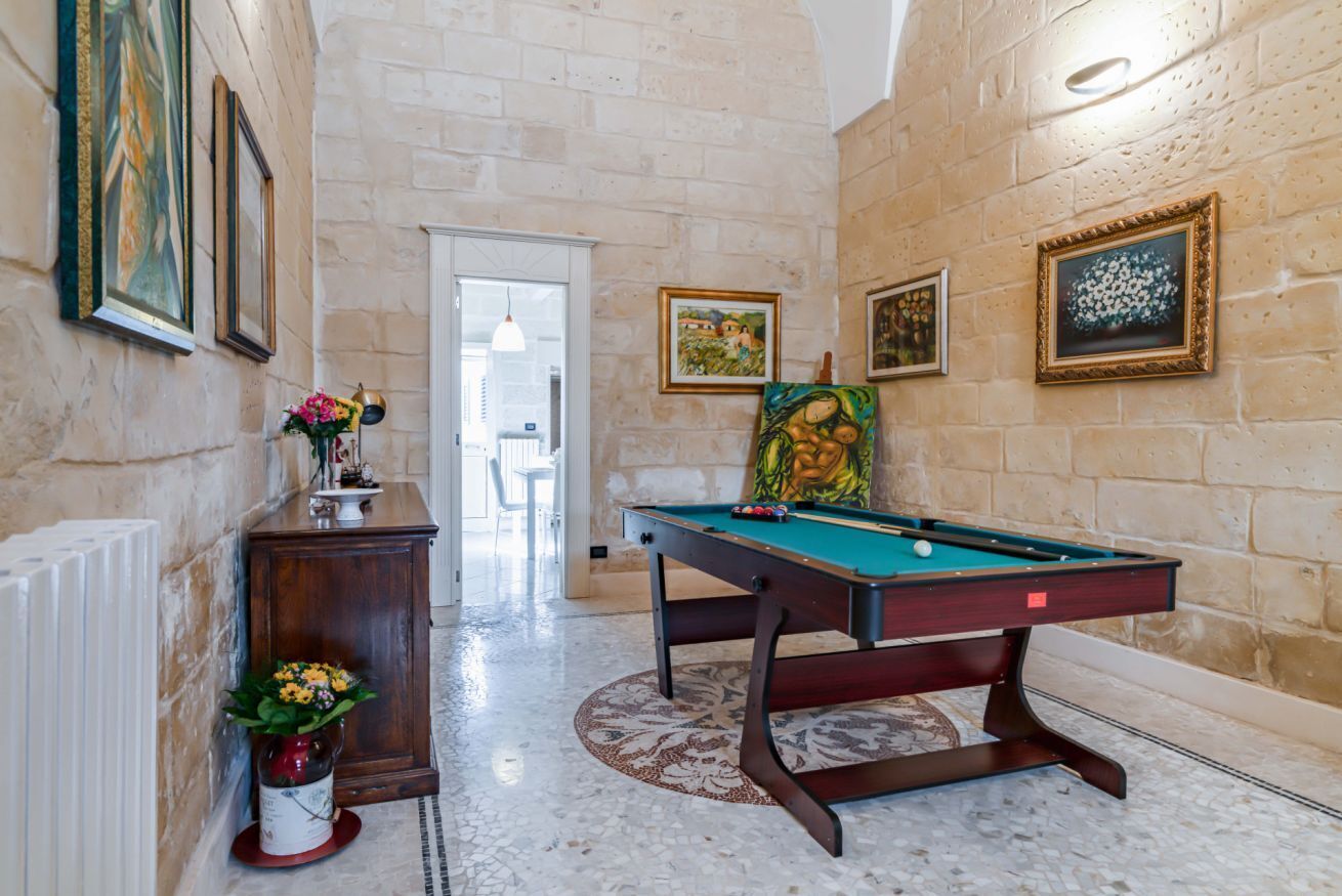 Game room