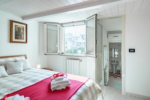 1 chambre, fer et planche Ă  repasser, Wi-Fi, draps fournis