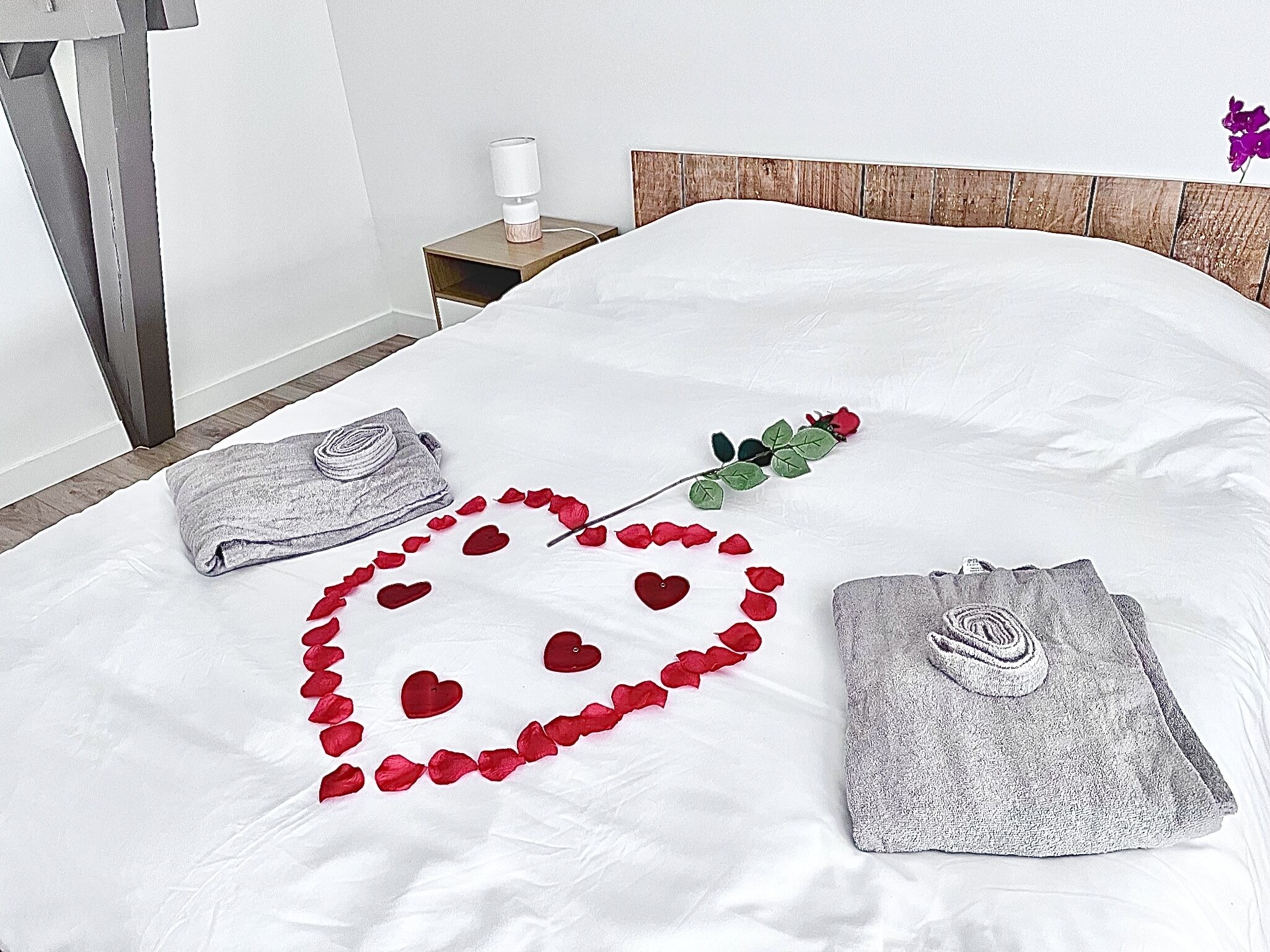 1 chambre, bureau, Wi-Fi gratuit, draps fournis