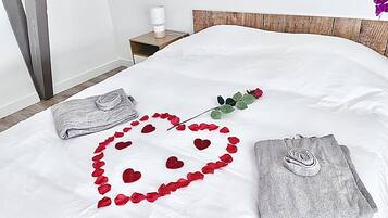 1 chambre, bureau, Wi-Fi gratuit, draps fournis