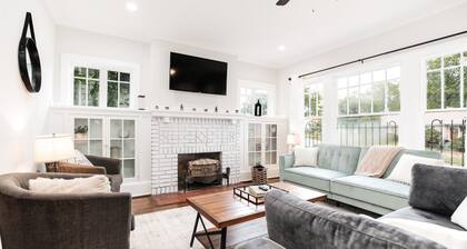 The Birmingham Bungalow | Walk to Amphitheater!