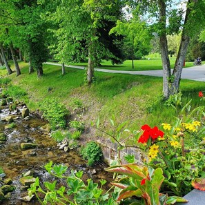 Property grounds - Apartment 'Am Klosterviertel' with Balcony and Wi-Fi (Bad Herrenalb)