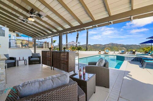 Poway Bliss: Summer Ceremonies & Scenic Views