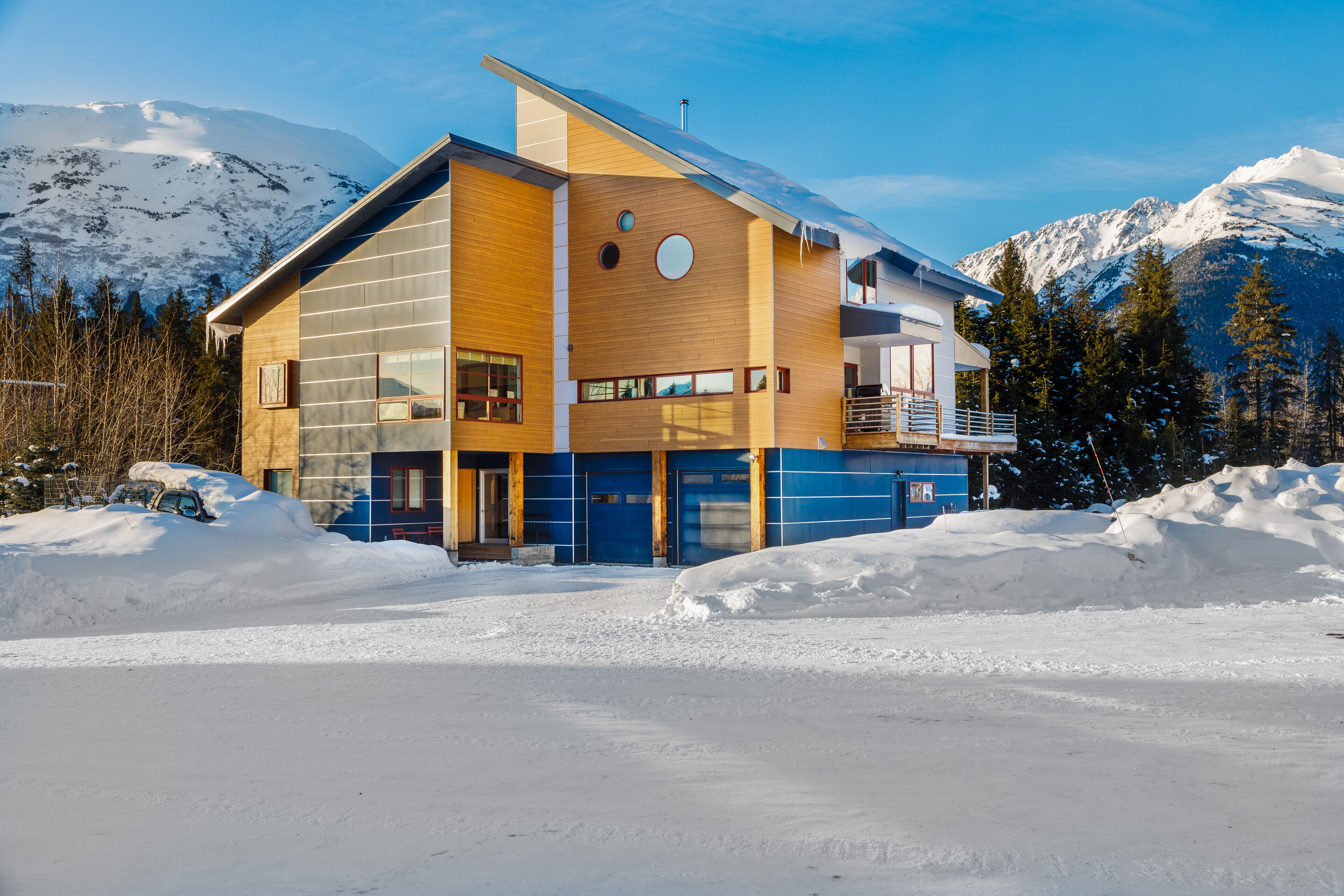 Contemporary Mt. Alyeska-view home with deck, & dry sauna