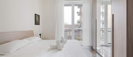 1 bedroom, iron/ironing board, Internet, bed sheets