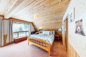 2 bedrooms, internet, bed sheets