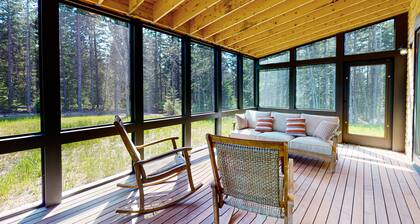 Quiet, modern, dog-friendly home with ocean views, private trails & firepit