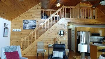 Televisor intel·ligent, llar de foc i reproductor de DVD