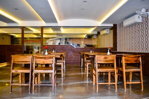 Restaurant - The Shah Imperial (Gwalior)