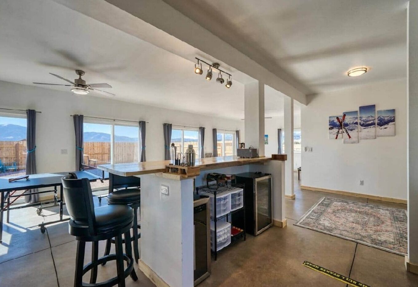 المنشأة من الداخل