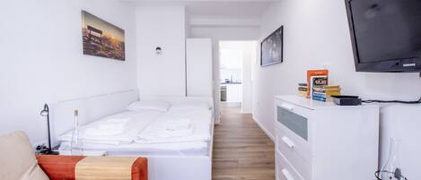 1 bedroom, iron/ironing board, travel cot, free WiFi