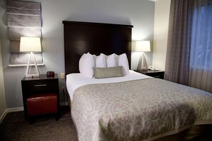 1 slaapkamer, een strijkplank/strijkijzer, gratis wifi, beddengoed
