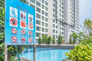 Outdoor pool - D'Summit Residences by YML Homestay (Johor Bahru)
