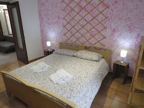 2 Schlafzimmer, Bettwäsche