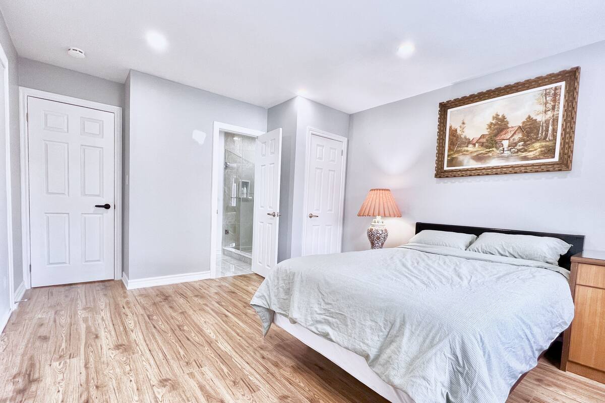 Superior Double Room | 1 bedroom, premium bedding, individually furnished, desk