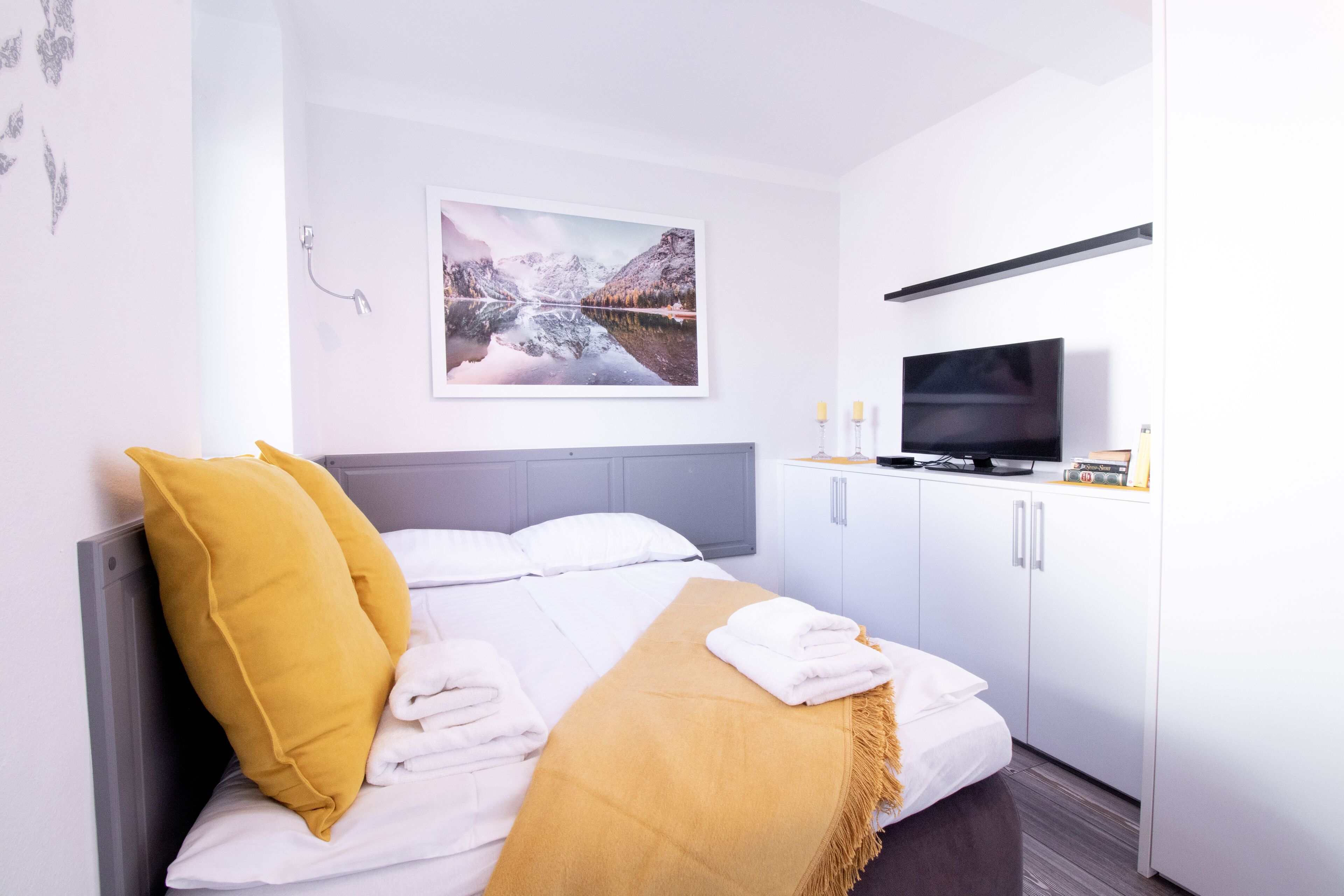 1 soverom, strykejern/-brett, reiseseng for barn og wi-fi (inkludert)