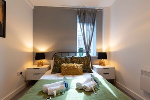 1 soverom, strykejern/-brett, wi-fi (inkludert) og sengetøy