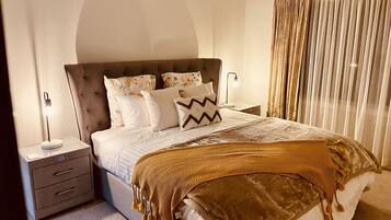 2 bedrooms, in-room safe, iron/ironing board, travel crib