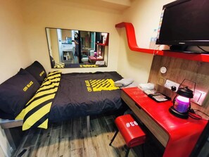 Basic Single Room | Free WiFi - KMB hostel (Kowloon)