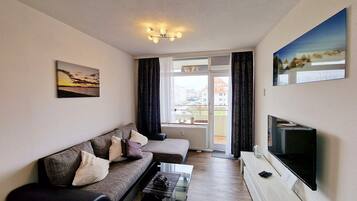 Fernseher, DVD-Player, Stereoanlage