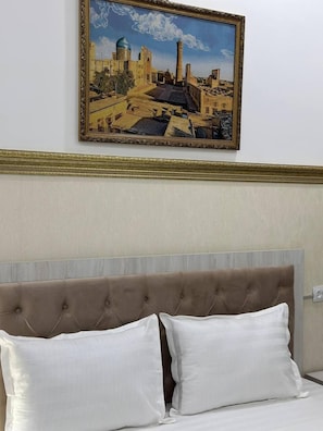 Basic Double Room | Free WiFi, bed sheets - Semurg Hotel (Tashkent)