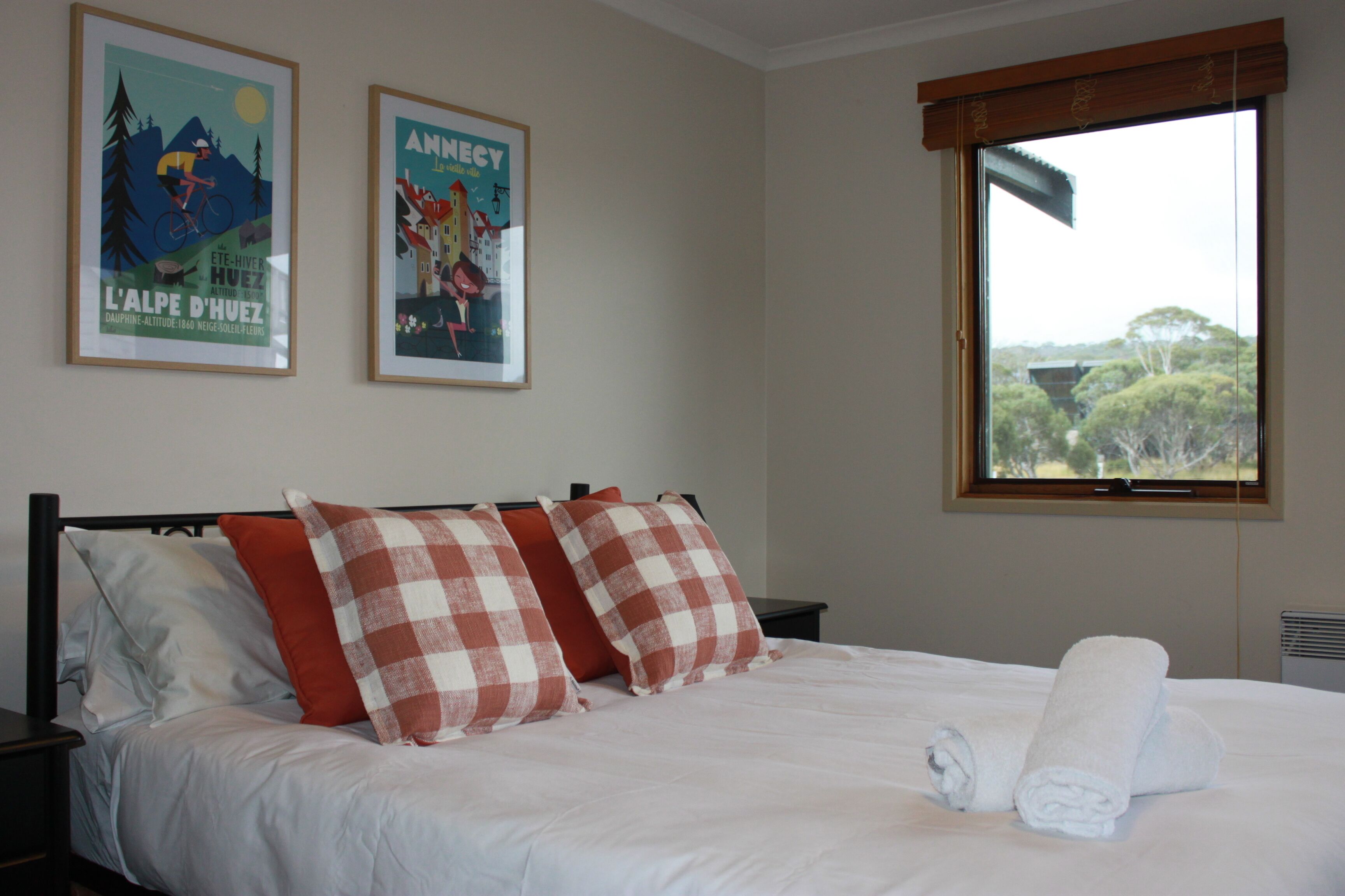 2 bedrooms, free WiFi, bed sheets