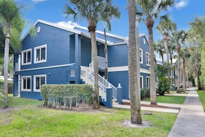 Exterior - 310C - Boca Retreat w/ Pool, Parking, Near Evert Tennis & Shops (Boca Raton)