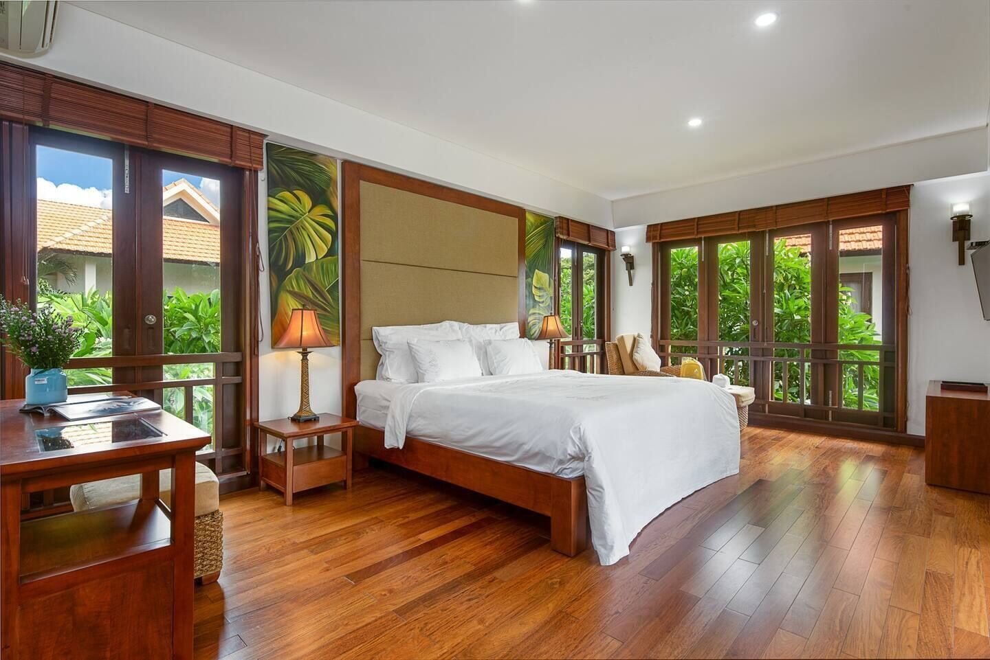 Standard Villa | Premium bedding, memory foam beds, minibar, desk