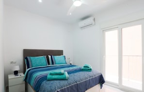 2 bedrooms, iron/ironing board, travel crib, free WiFi