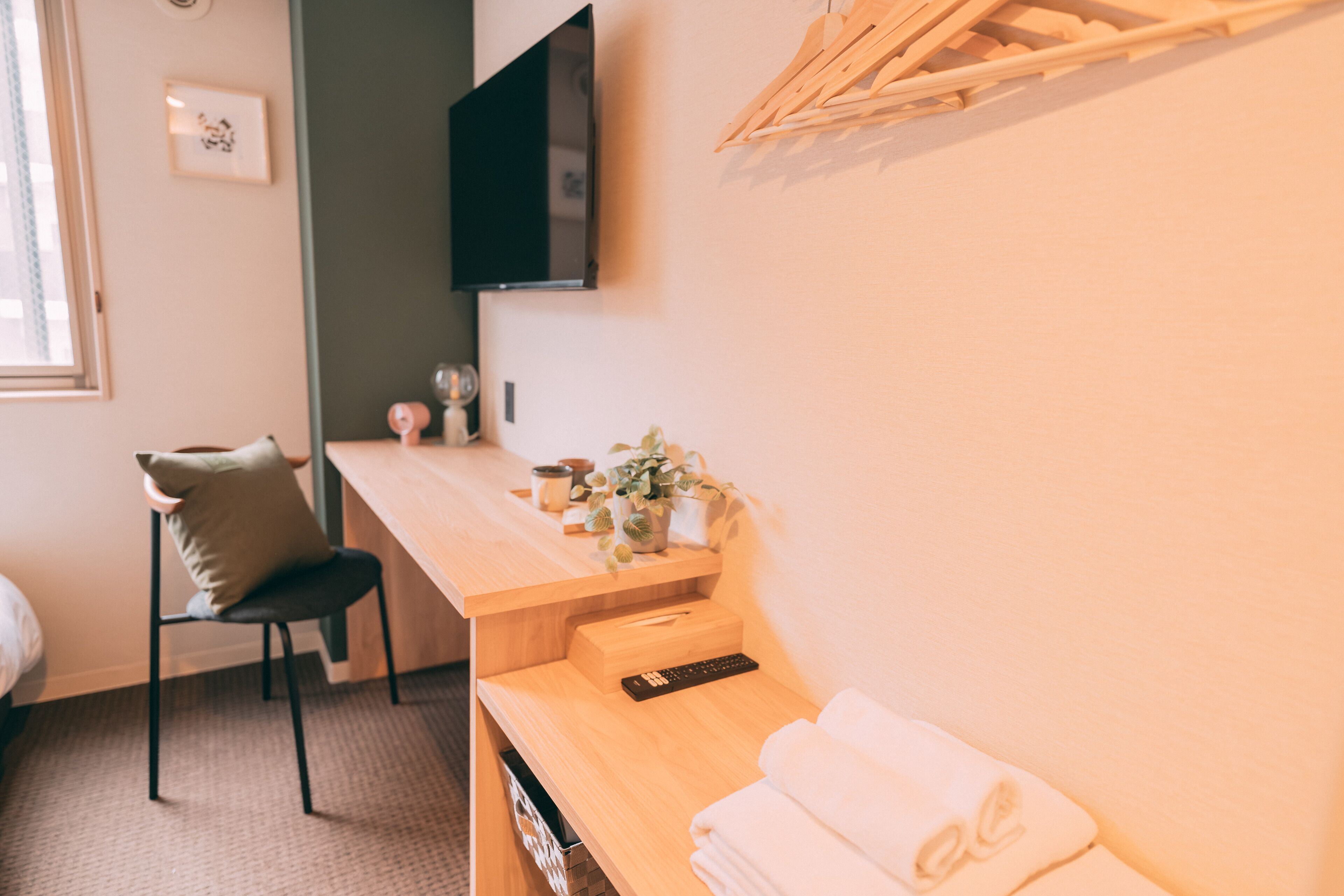 标准双人房 | 高档床上用品、羽绒被、Select Comfort 床、隔音