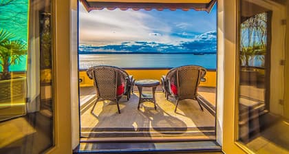Stunning Water View Sunsets-Dble Chefs Kitchen-Green Clean