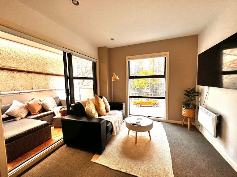 Studio Apartment In The Auckland Cbd - Auckland