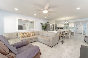 Fernseher, DVD-Player