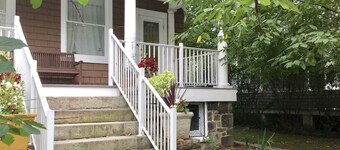 Attic Apartment in Leafy Roland Park