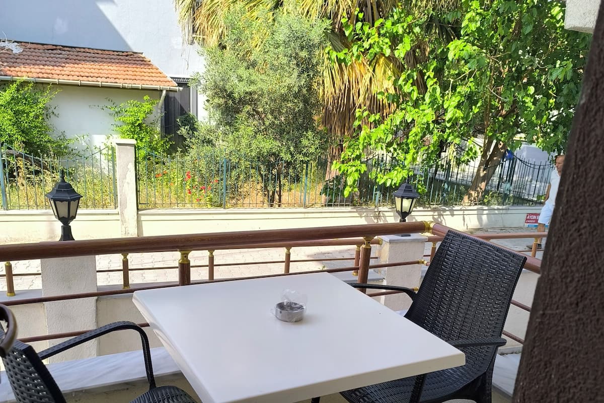 Basic Room | Balcony