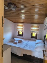 Sistema de insonorización, wifi gratis y ropa de cama