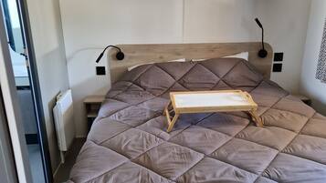 3 bedrooms, travel cot, free WiFi