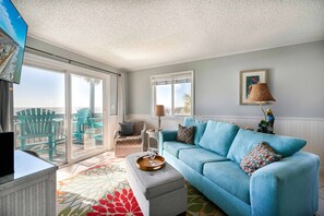 Smart TV, books - Direct Oceanfront, Cherry Grove, Elevator, 2 Bedroom Condo (North Myrtle Beach)