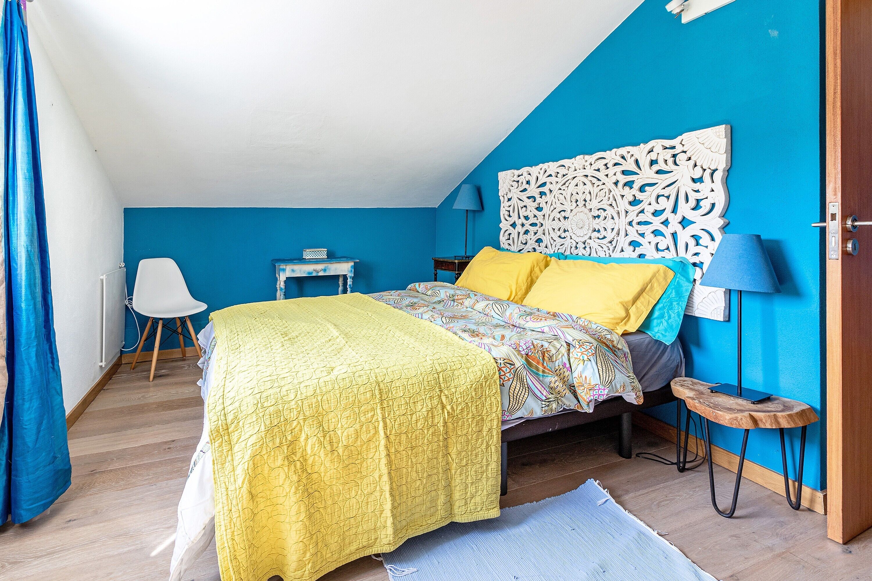 2 habitaciones, tabla de planchar con plancha y wifi gratis 