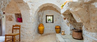 Villa "Trullo Nonno Vittorio" with private garden and Wi-Fi