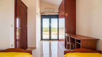 3 Schlafzimmer, Bügeleisen/Bügelbrett, kostenloses WLAN, Bettwäsche