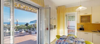 Penthouse apartment "Cielo E Mare" with Sea View, Private Terrace & Air Conditioning.