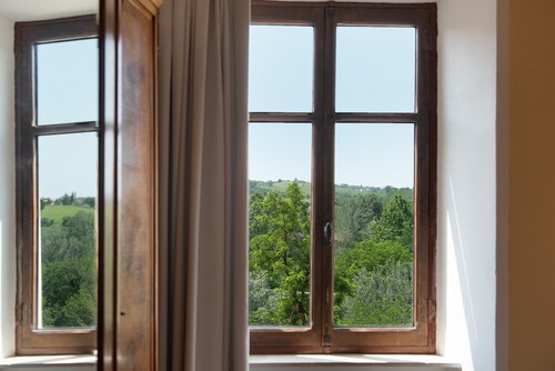 Apartment 'La Rocca di Efisio - Grignolino' with Balcony, Wi-Fi and Air Conditioning